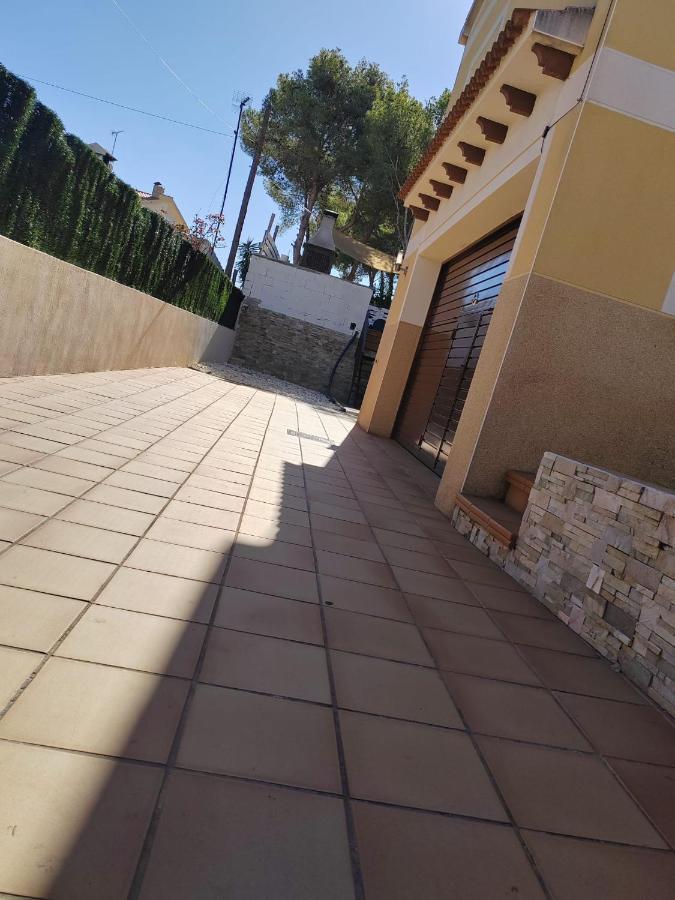 Villa Genis Calafell Luaran gambar