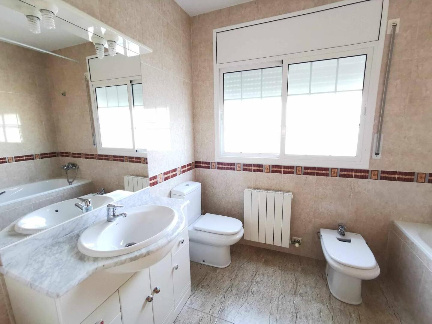 Villa Genis Calafell Luaran gambar
